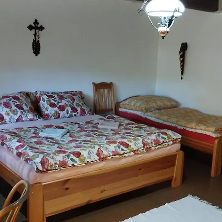 Liptovska Drevenica * Liptovská Osada